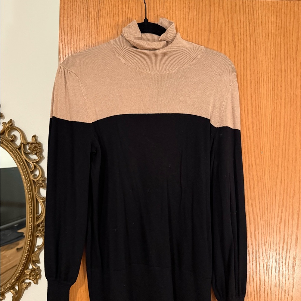 Cable & Gauge Black and Tan Cowl Neck Sweater